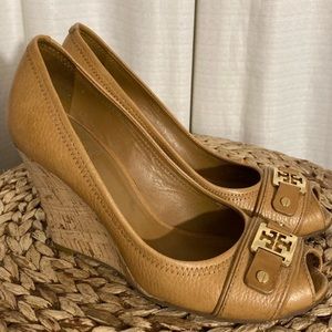 Tory Burch tan wedge leather heels cork sz 8